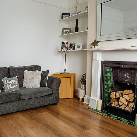 Sunny Seaside Beach House Lytham Centre Sleeps 8 리탬 세인트 앤스 외부 사진