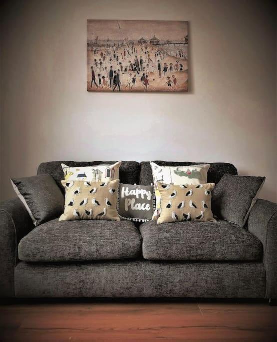 Sunny Seaside Beach House Lytham Centre Sleeps 8 리탬 세인트 앤스 외부 사진
