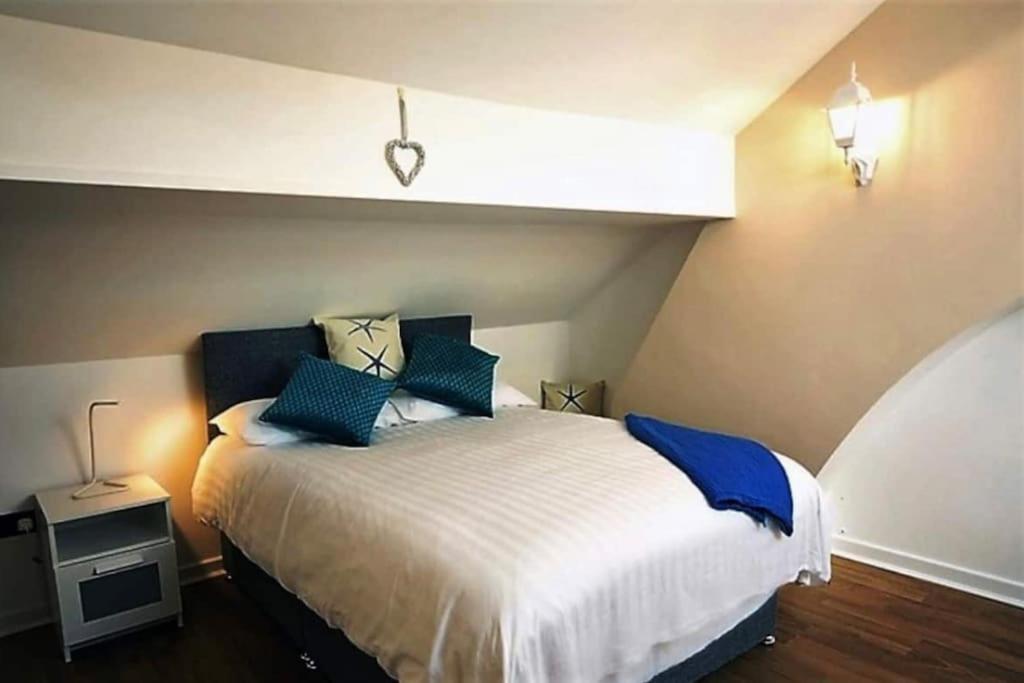 Sunny Seaside Beach House Lytham Centre Sleeps 8 리탬 세인트 앤스 외부 사진
